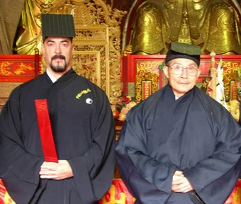Dr. Johnson and Senior Abbot Qiu Yu Song(Longhu Shan Daoist Monastery)